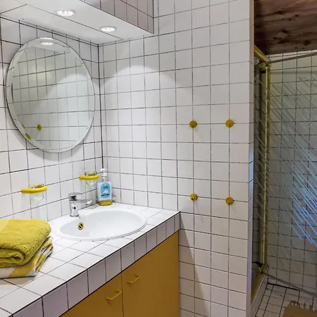 Διαμέρισμα Zumoberhaus By Interhome